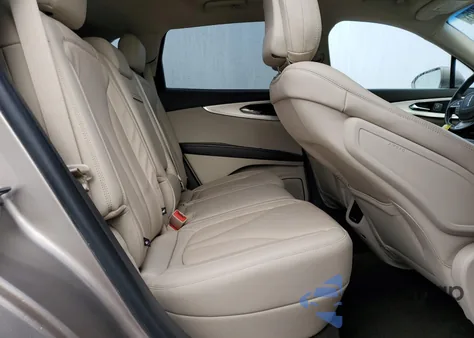 2020 Lincoln Nautilus from USA, damaged, VIN 2LMPJ8J93LBL15854